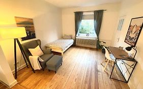 Modern Und Ruhig In Elmshorn